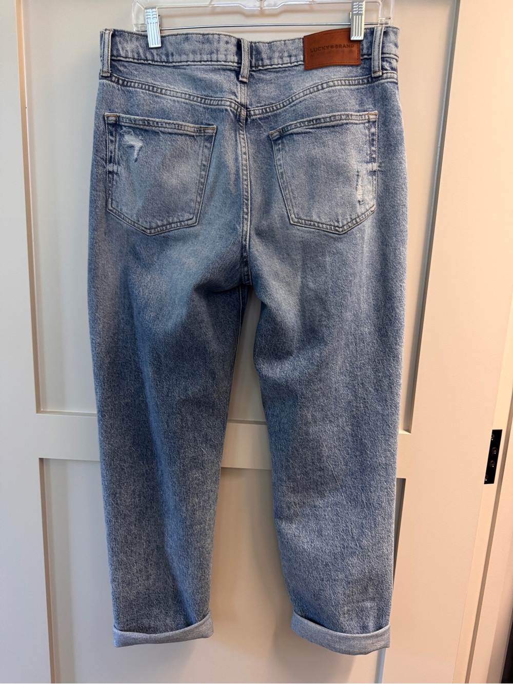 Lucky Brand Boy Mid Rise Relaxed Straight Distressed Jeans 8/29R - Picture 4 of 10